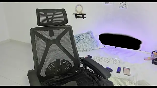 Snapshot of camille_ashar chatting on 31, 1, 2026 camille ashar online show from 31, 1, 2026