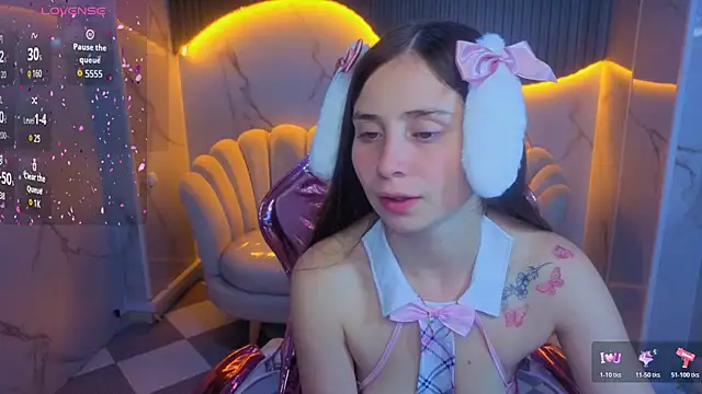 Ariana18 b online show from 8, 7, 2026