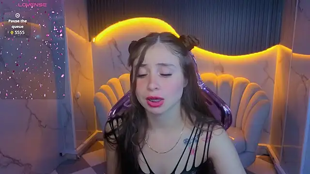 Ariana18 b online show from 1, 7, 2026