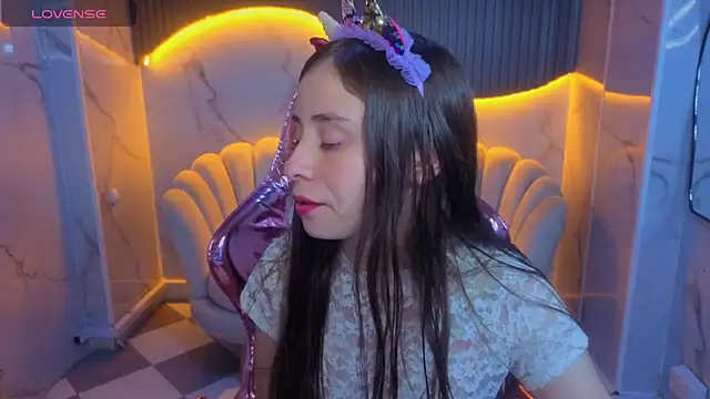 Ariana18 b online show from 11, 7, 2026