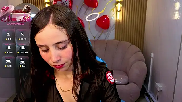 Snapshot of Ariana18_b chatting on 23, 2, 2026 Ariana18 b online show from 23, 2, 2026