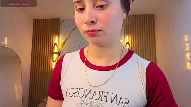 Snapshot of Ariana18_b chatting on 28, 2, 2026 Ariana18 b online show from 28, 2, 2026