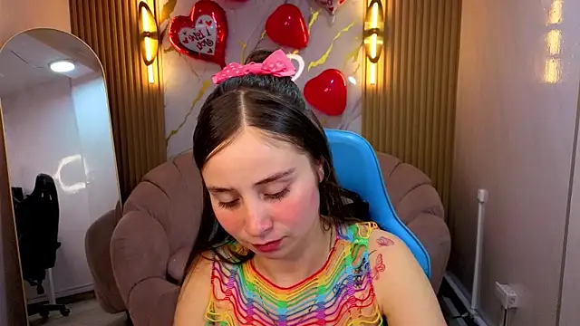 Snapshot of Ariana18_b chatting on 20, 2, 2026 Ariana18 b online show from 20, 2, 2026