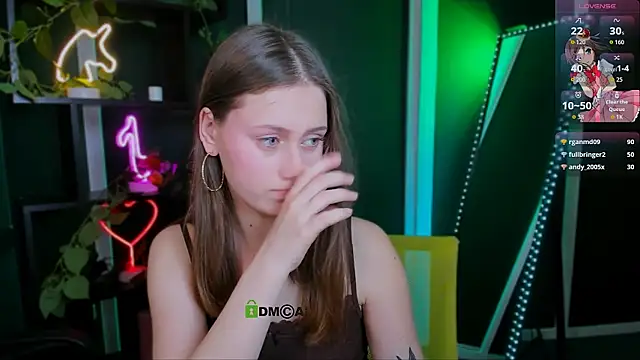 arianaa cat online show from 4, 5, 2026