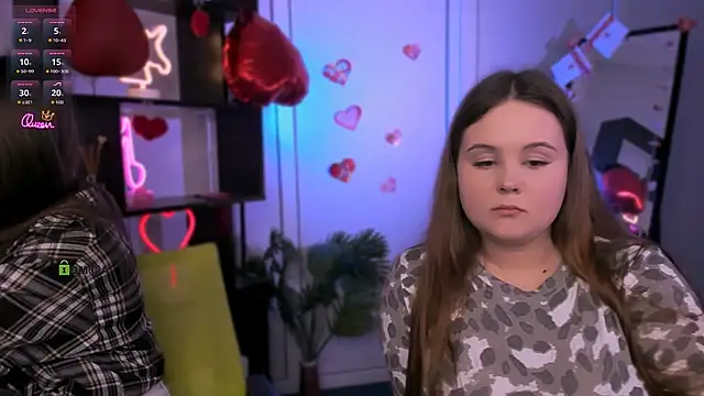 arianaa cat online show from 24, 2, 2026