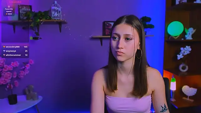 arianaa cat online show from 23, 5, 2026