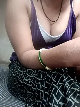 Snapshot of Annuhot143 chatting on 10, 2, 2026 Annuhot143 online show from 10, 2, 2026