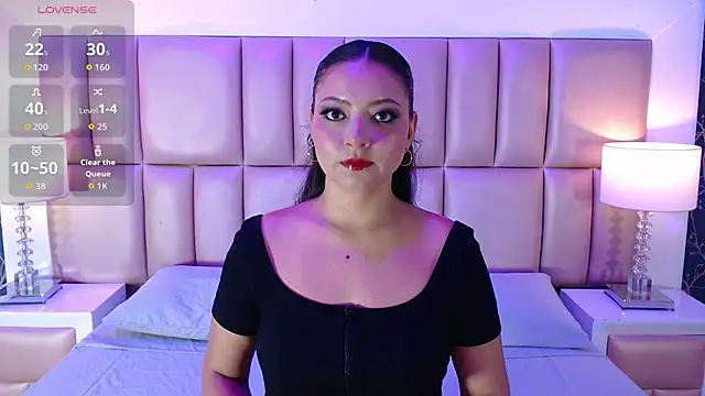 KiaraEverly online show from 2, 3, 2026