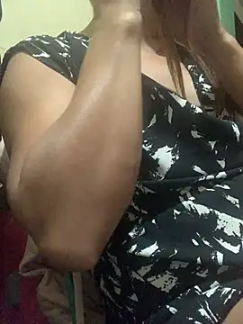 Snapshot of foxyladyTs chatting on 3, 2, 2026 foxyladyTs online show from 3, 2, 2026