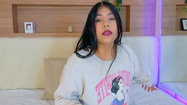 Snapshot of VioletBloomm chatting on 21, 3, 2026 VioletBloomm online show from 21, 3, 2026