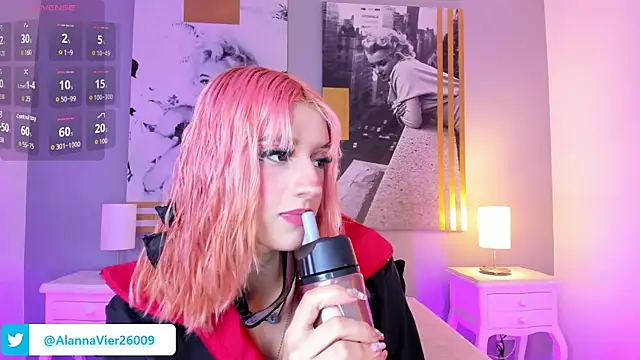 Snapshot of AlannaViera chatting on 21, 6, 2026 AlannaViera online show from 21, 6, 2026