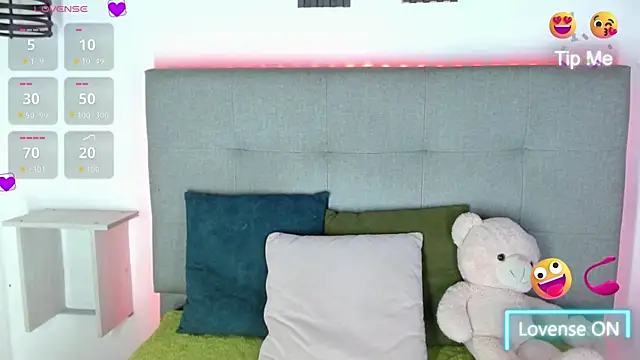 Sophia Valentina online show from 22, 3, 2026