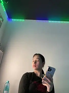 Snapshot of Just-Lilly chatting on 26, 4, 2026 Just-Lilly online show from 26, 4, 2026