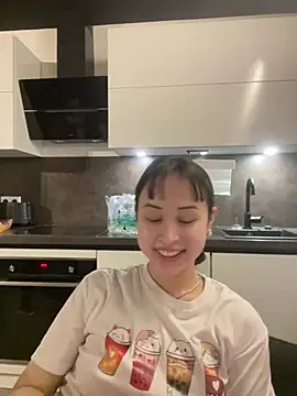 Snapshot of Just-Lilly chatting on 6, 7, 2026 Just-Lilly online show from 6, 7, 2026