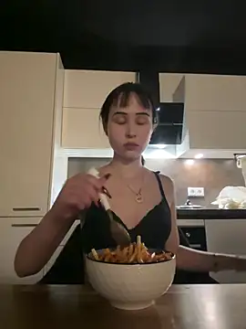 Just-Lilly online show from 2, 2, 2026