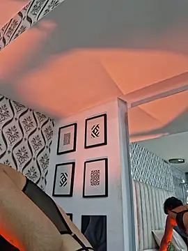 Eva Monroes online show from 10, 3, 2026