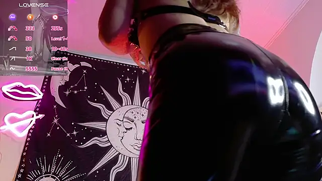 Snapshot of MadLustt chatting on 13, 2, 2026 MadLustt online show from 13, 2, 2026