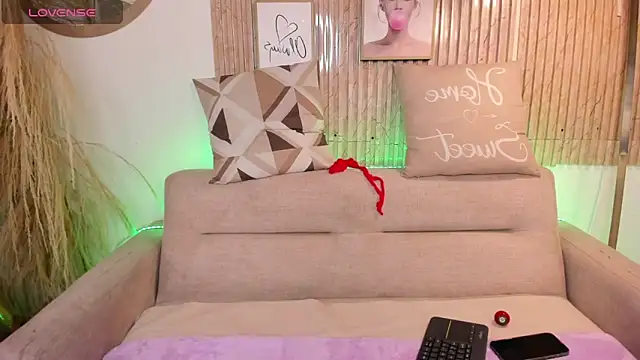 Sally Dvine online show from 18, 3, 2026