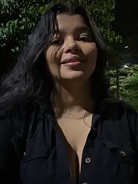 Snapshot of moonhelen chatting on 2, 3, 2026 moonhelen online show from 2, 3, 2026