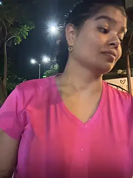 moonhelen online show from 22, 5, 2026