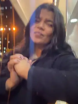 Snapshot of moonhelen chatting on 2, 3, 2026 moonhelen online show from 2, 3, 2026