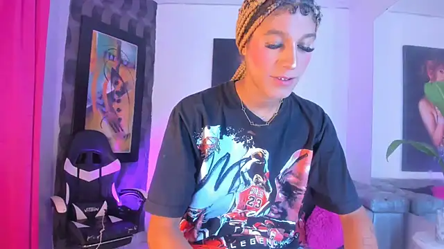 Ciara HotTs online show from 28, 4, 2026
