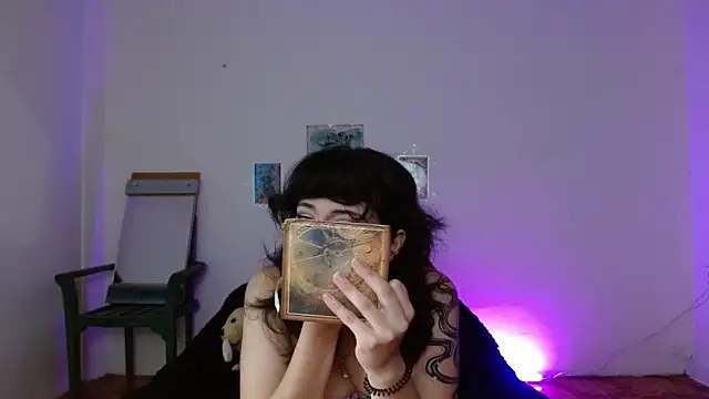 miadavisXXX online show from 18, 3, 2026