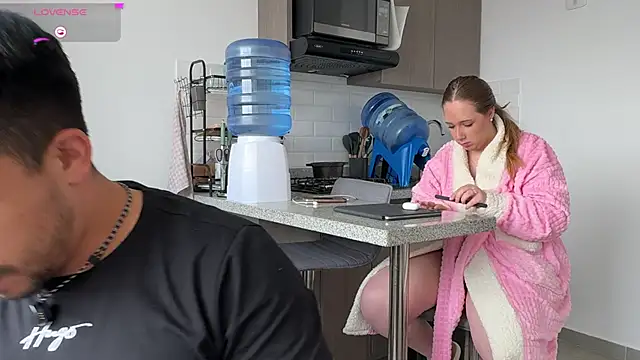 Snapshot of Sofii_n_Diego chatting on 13, 2, 2026 Sofii n Diego online show from 13, 2, 2026