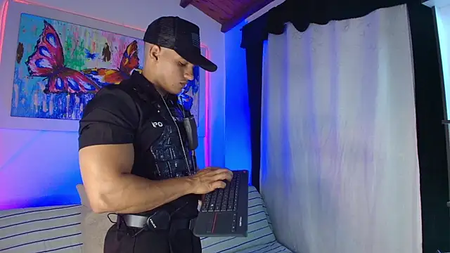 Snapshot of jhon_nicolas chatting on 4, 7, 2026 jhon nicolas online show from 4, 7, 2026