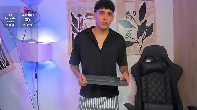 justin payn14 online show from 11, 5, 2026