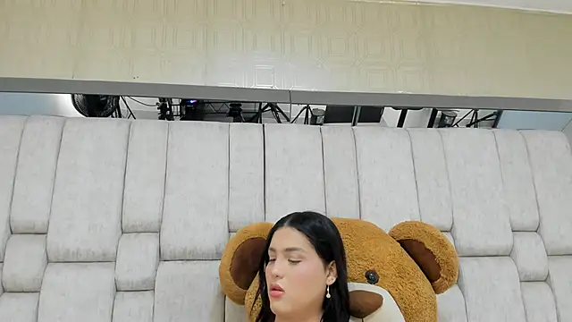 ValeryCooper18 online show from 11, 2, 2026