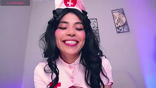 Snapshot of loveegirll1 chatting on 26, 2, 2026 loveegirll1 online show from 26, 2, 2026