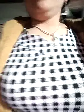 baby 112233 online show from 6, 3, 2026