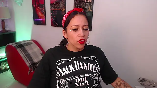 Milfangel1 online show from 5, 2, 2026