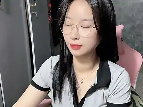 Linne6789 online show from 12, 3, 2026