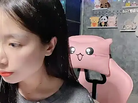 Linne6789 online show from 2, 4, 2026