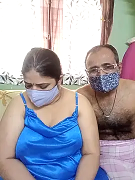 HoneyHush online show from 7, 2, 2026