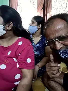 HoneyHush online show from 8, 3, 2026