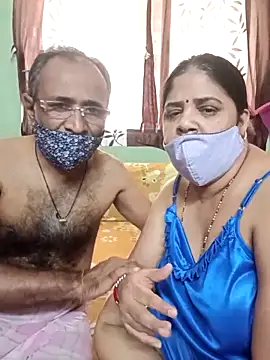 HoneyHush online show from 7, 3, 2026