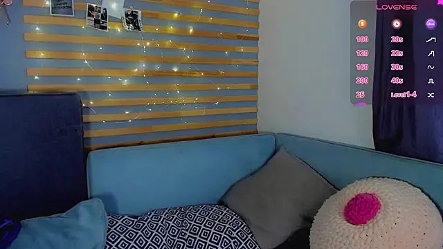 Alice Wanderr online show from 2, 3, 2026