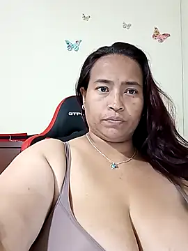 Snapshot of BustySexy_Nataly chatting on 29, 4, 2026 BustySexy Nataly online show from 29, 4, 2026