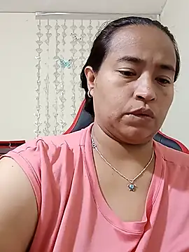 Snapshot of BustySexy_Nataly chatting on 14, 5, 2026 BustySexy Nataly online show from 14, 5, 2026