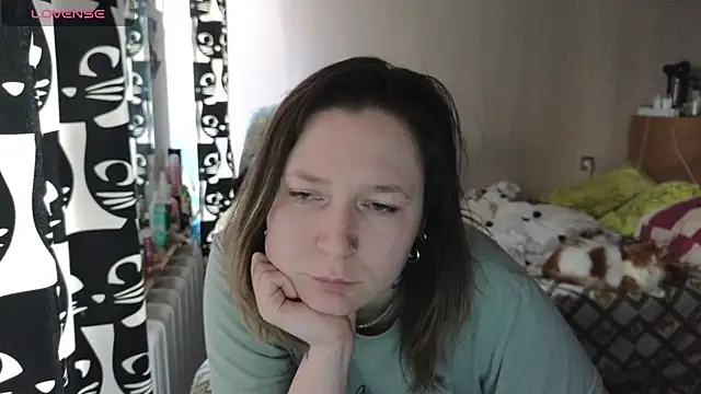 Ozalin  online show from 13, 4, 2026