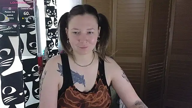 Snapshot of Ozalin_ chatting on 15, 7, 2026 Ozalin online show from 15, 7, 2026