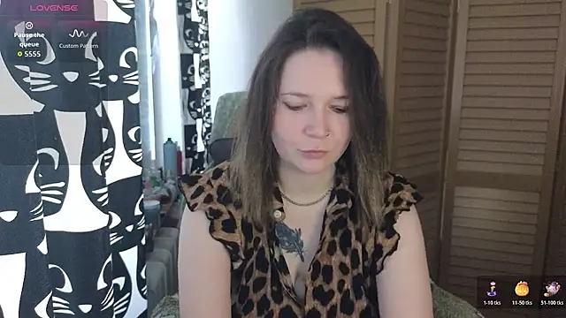 Snapshot of Ozalin_ chatting on 19, 6, 2026 Ozalin online show from 19, 6, 2026
