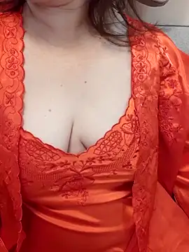 Yummyamasha online show from 4, 6, 2026
