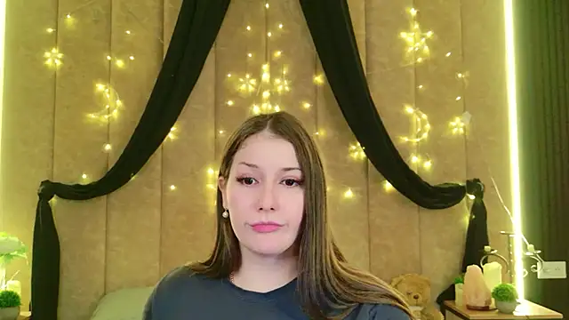 Anora Mills online show from 25, 3, 2026