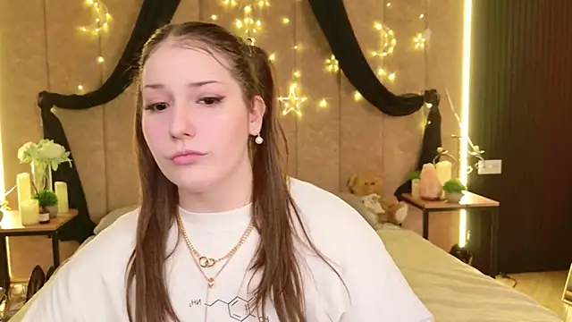 Anora Mills online show from 26, 3, 2026