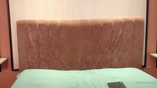 HannaWen  online show from 8, 2, 2026