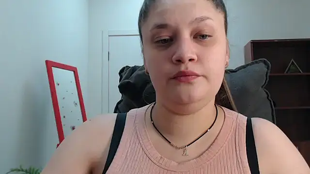 Snapshot of Maddinia chatting on 7, 2, 2026 Maddinia online show from 7, 2, 2026